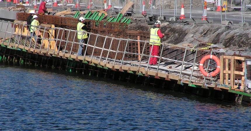 Jak wygląda betonowanie pod wodą? Jak wygląda betonowanie pod wodą?