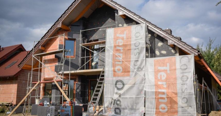 Jak wybrać optymalny materiał do ocieplenia domu? Jak wybrać optymalny materiał do ocieplenia domu?