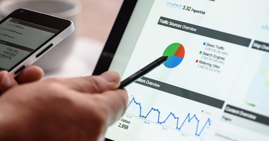 Tania i skuteczna reklama – czyli kilka słów o Google AdWords Tania i skuteczna reklama – czyli kilka słów o Google AdWords
