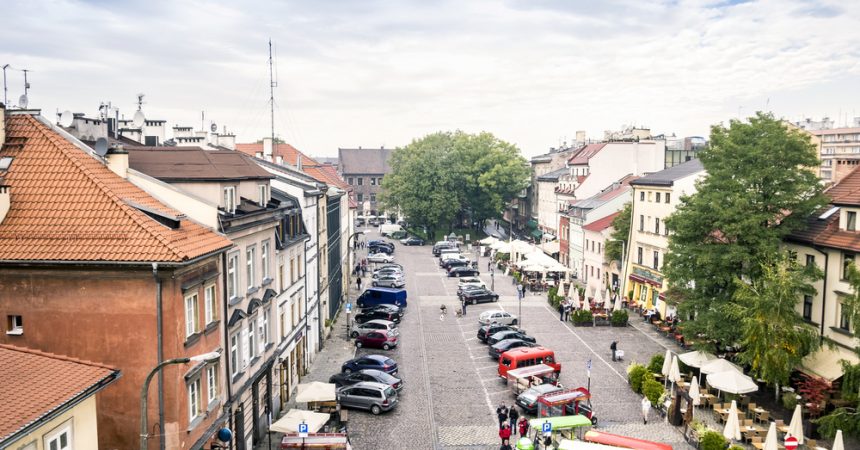 Spacer po krakowskim Kazimierzu śladami polskich Żydów – 5 miejsc, które warto odwiedzić Spacer po krakowskim Kazimierzu śladami polskich Żydów – 5 miejsc, które warto odwiedzić