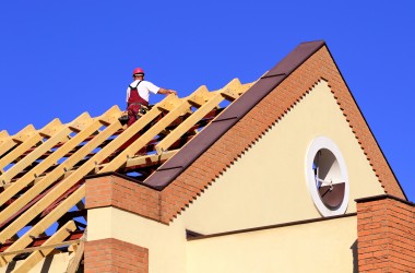 Dobry dach gwarancją na suche mury