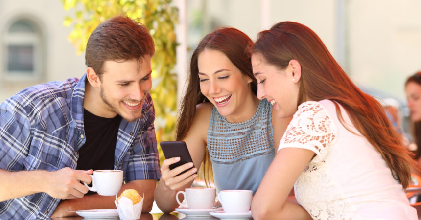 Funkcje smartfonów, z których Polacy korzystają najczęściej Funkcje smartfonów, z których Polacy korzystają najczęściej