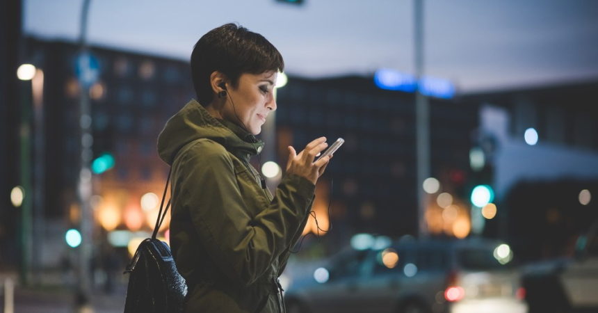 Smartfon – co powinniśmy o nim wiedzieć? Smartfon – co powinniśmy o nim wiedzieć?