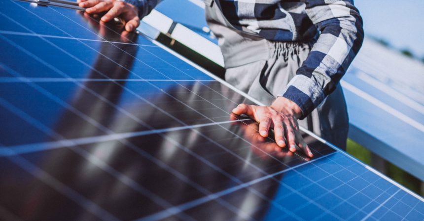 Odnawialne źródła energii – panele fotowoltaiczne Odnawialne źródła energii – panele fotowoltaiczne