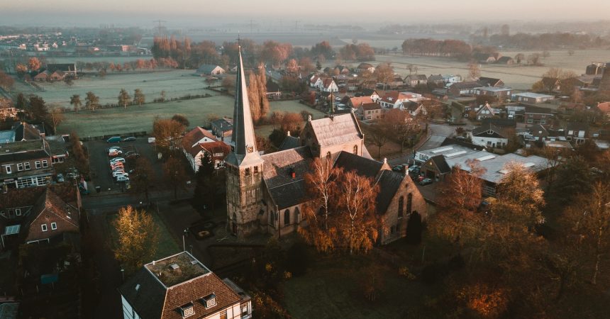 Ciekawe miejsca w Jurze Krakowsko-Częstochowskiej Ciekawe miejsca w Jurze Krakowsko-Częstochowskiej